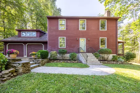 44 Chimney Sweep Rd, Wallingford, CT 06492