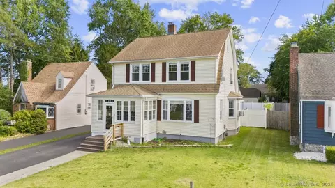 7 Stillman Rd, Wethersfield, CT 06109