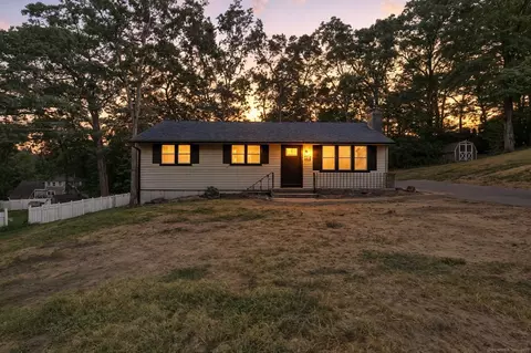 13 Denison Rd, Somers, CT 06071