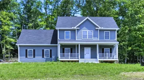 807 Pucker St, Coventry, CT 06238