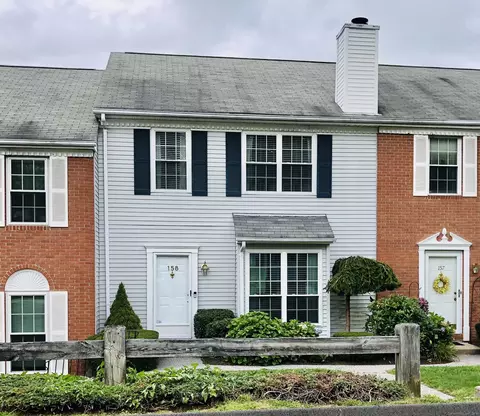 158 Cypress Ct #158, Torrington, CT 06790