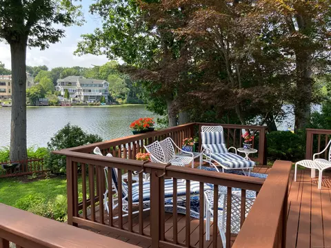 36 Cary Rd, Riverside, CT 06878
