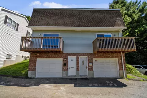 302 Waterville St #302, Waterbury, CT 06710