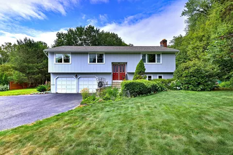 28 Sagamore Dr, Seymour, CT 06483