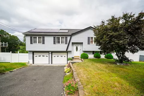 267 Fieldwood Rd, Waterbury, CT 06704