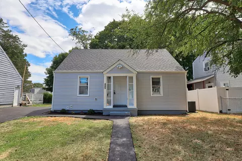 405 Ruth St, Bridgeport, CT 06606