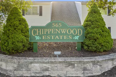 565 Clark Ave #84, Bristol, CT 06010