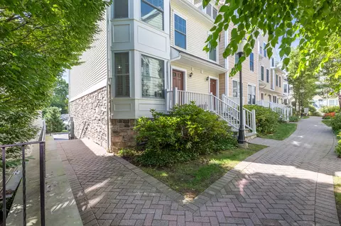 85 Camp Ave #5G, Stamford, CT 06907