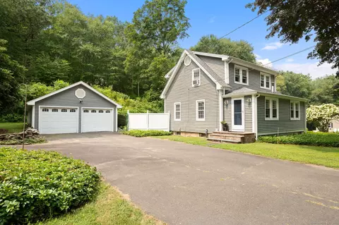 30 Bokum Rd, Chester, CT 06412