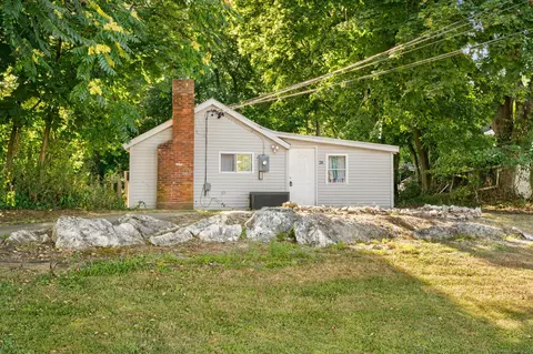28 Brook St, Norwich, CT 06360