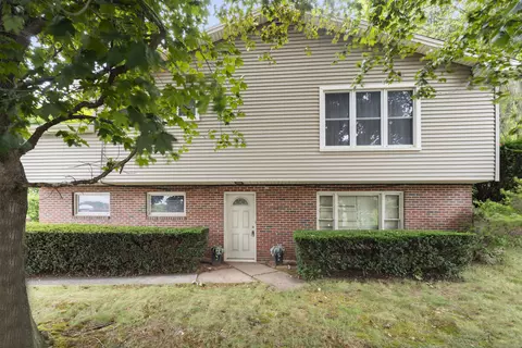6 Coles Rd, Cromwell, CT 06416