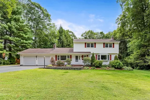 156 Huntington Dr, Vernon, CT 06066