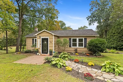 20 Phelps Rd, Marlborough, CT 06447