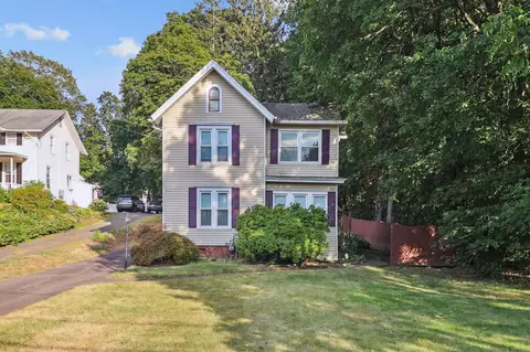 589 Main St, Plantsville, CT 06479