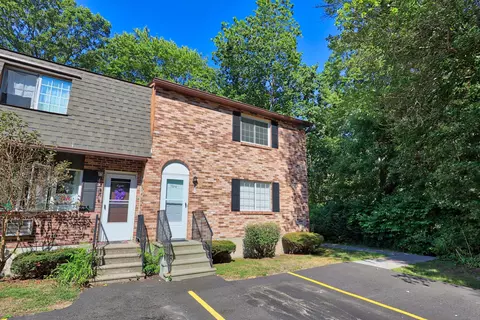 68 Sharon Rd #9, Waterbury, CT 06705