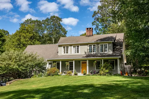 158 Painter Hill Rd, Roxbury, CT 06783