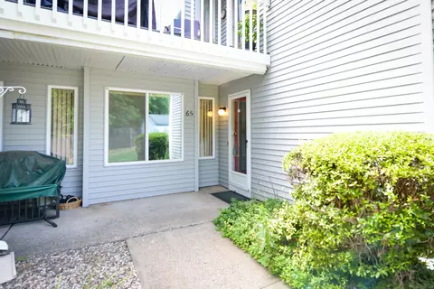 155 Redstone Hill Rd #65, Plainville, CT 06062