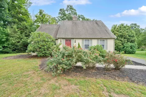 93 Stage Coach Rd, Windsor, CT 06095