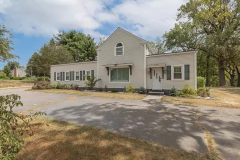 106 Pinnacle Rd, Plainville, CT 06062