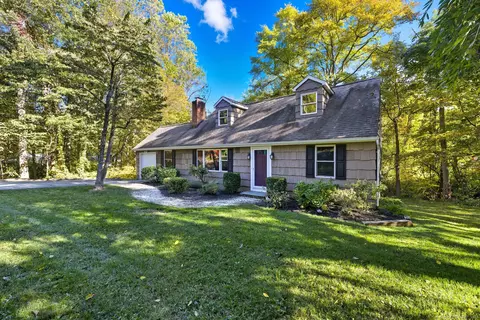 45 N Mountain Rd, Brookfield, CT 06804