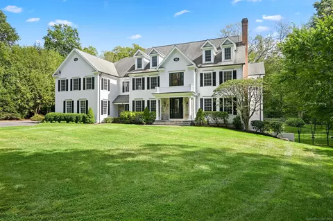 340 Turtle Back Rd, New Canaan, CT 06840