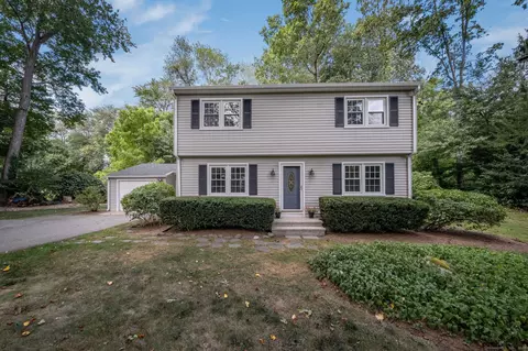 531 Green Hill Rd, Madison, CT 06443