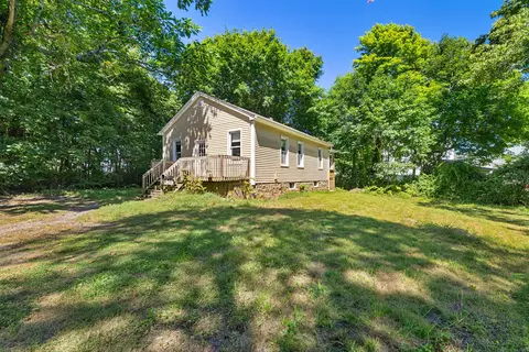 41 Joe Ave, Groton, CT 06340