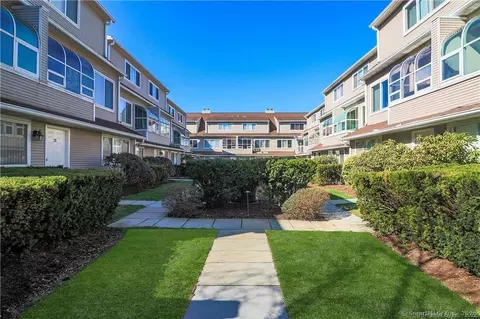 1900 Summer St #15, Stamford, CT 06905