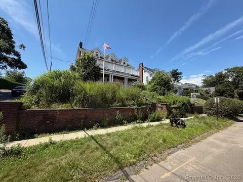 145 Rogers Ave, Milford, CT 06460