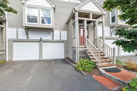42 Greystone #42, Shelton, CT 06484