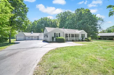 1031 Mountain Rd, Suffield, CT 06093