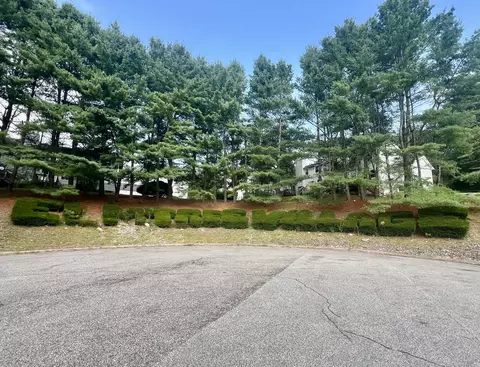 29 Kathleen Dr #1B, Windham, CT 06226