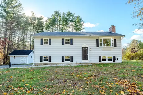 9 Colleen St, Killingly, CT 06239