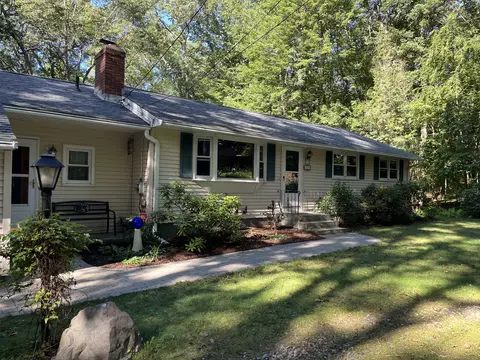 208 New Rd, Tolland, CT 06084