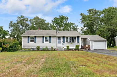 152 Sun Valley Dr, Southington, CT 06489