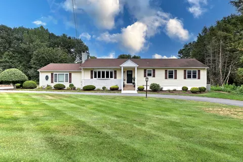 160 Spring Rd, North Haven, CT 06473