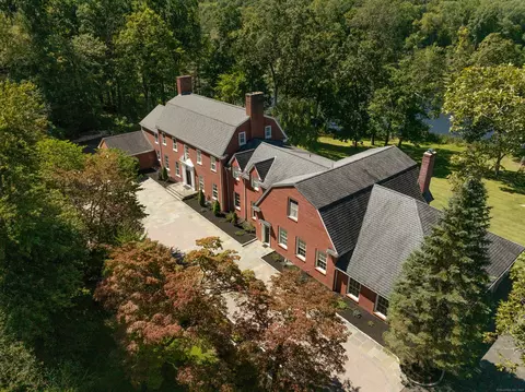 62 Big Bear Hill Rd, New Milford, CT 06776