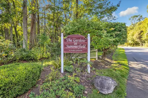 244 Summerfield Gdns #244, Shelton, CT 06484