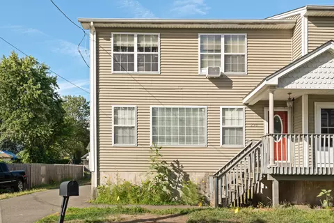 270 Roosevelt Ave, Stratford, CT 06615
