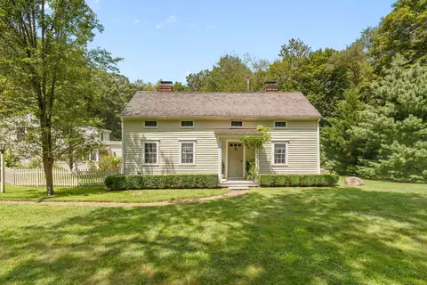 115 Maywood Rd, Norwalk, CT 06850