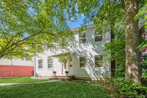 31 Chatfield St, Stamford, CT 06907