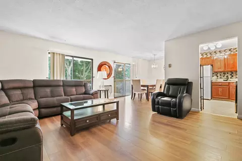 187 Flax Hill Rd #D5, Norwalk, CT 06854