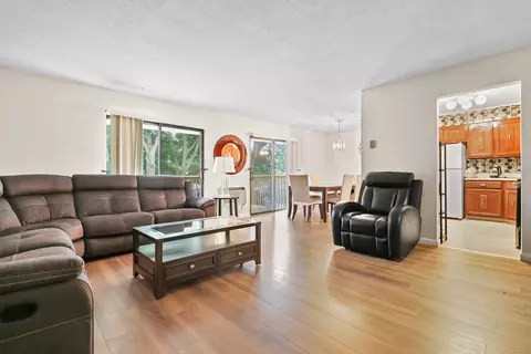 187 Flax Hill Rd #D5, Norwalk, CT 06854