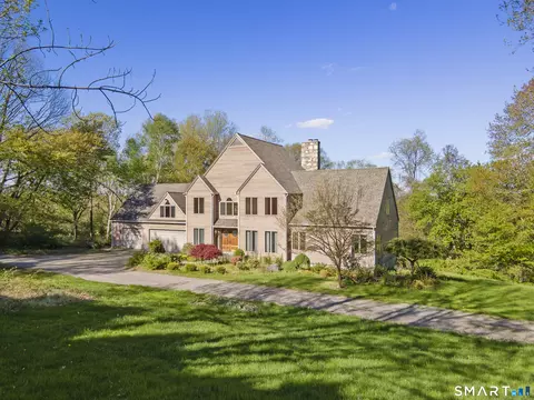 81 Anderson Rd, Pomfret, CT 06259