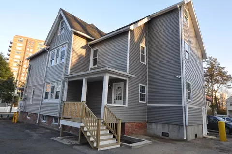 39 North St, Stamford, CT 06902