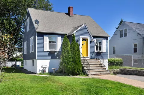 27 White Rose Ave, Waterbury, CT 06708
