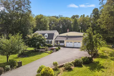 56 Blueberry Ln, Southbury, CT 06488