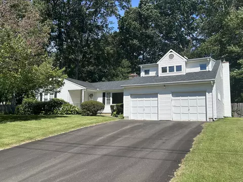 25 Allen St, Naugatuck, CT 06770