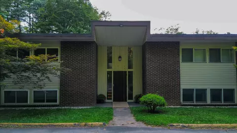 229 Bacon Pond Rd #113, Woodbury, CT 06798