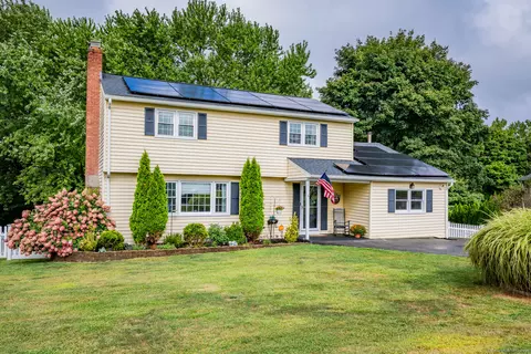 50 Kim Ln, Meriden, CT 06450